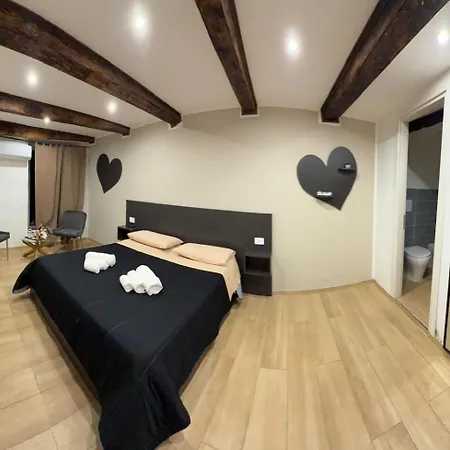 Residenza De Rose 2 3* Κοσέντζα
