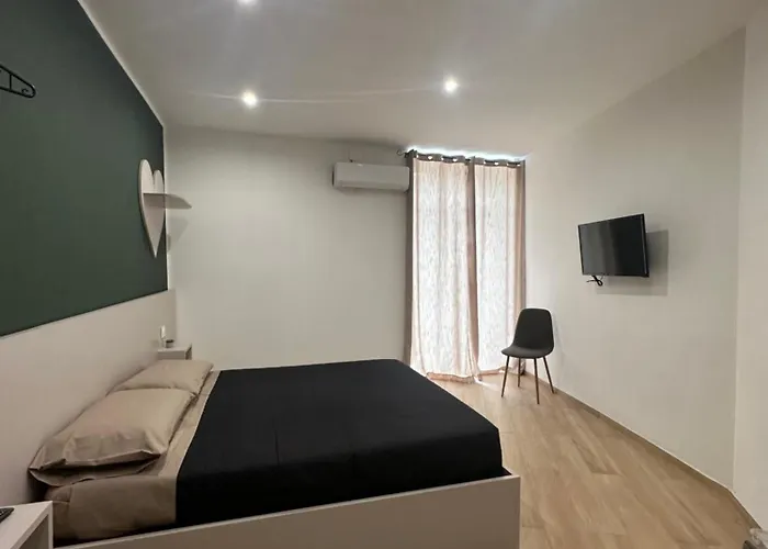 Residenza De Rose 2 住宿加早餐酒店 科森扎